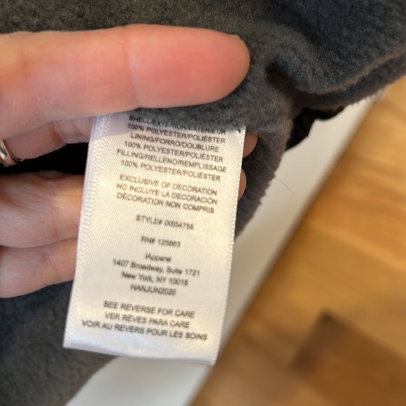 Boys 18 months polyester hooded winter jacket. Blue grey and black color. - Picture 10 of 11